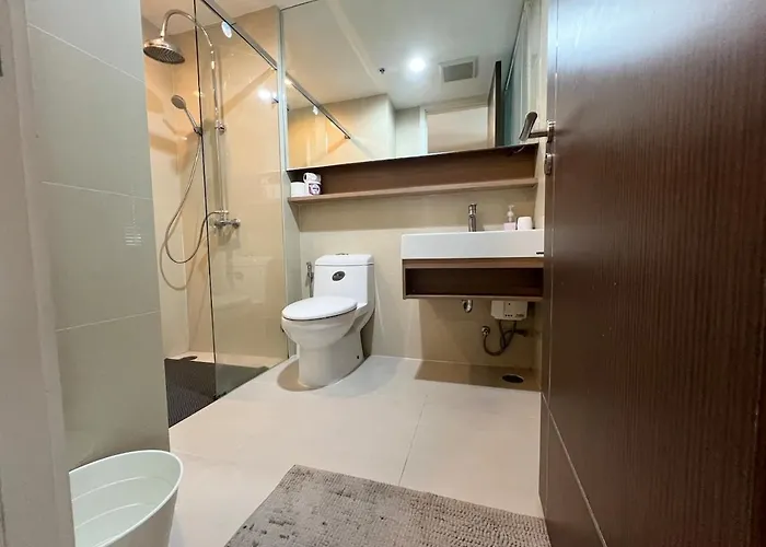 Cozy Private I Steps To Bts & Mrt Sukhumvit Minimum 14 Nights Bangkok